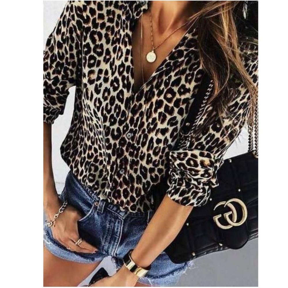 Nwot H&M Tiger Print Polyester Button Up - image 1